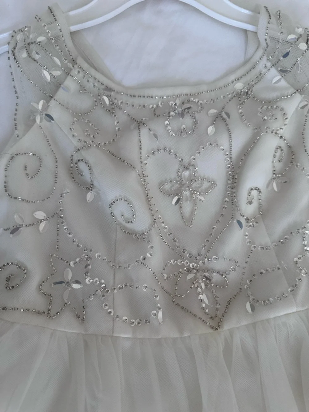 David’s Bridal DB Studio Flower Girl Dress Ivory Tulle Beaded Size 8 NWT - Picture 4 of 11